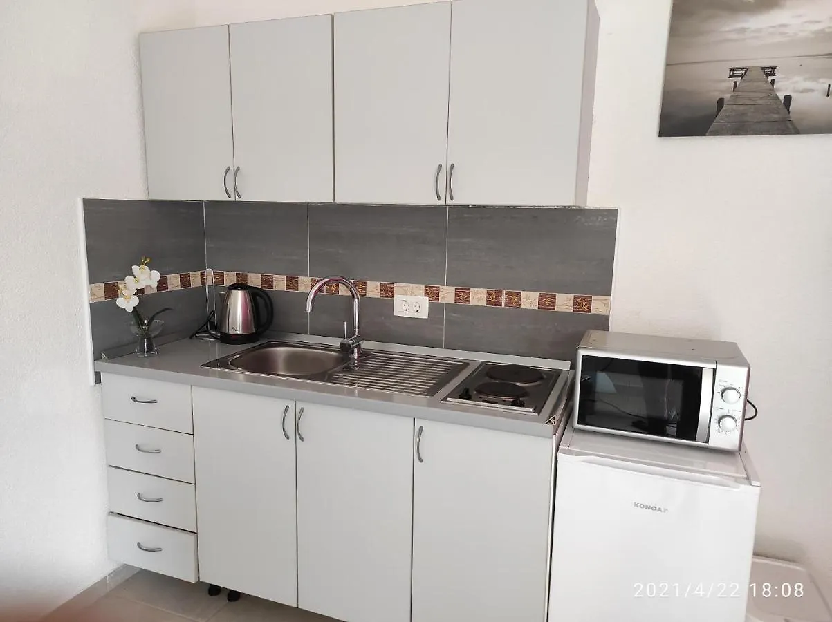 Apartmani Quattro Starigrad Paklenica Apartament